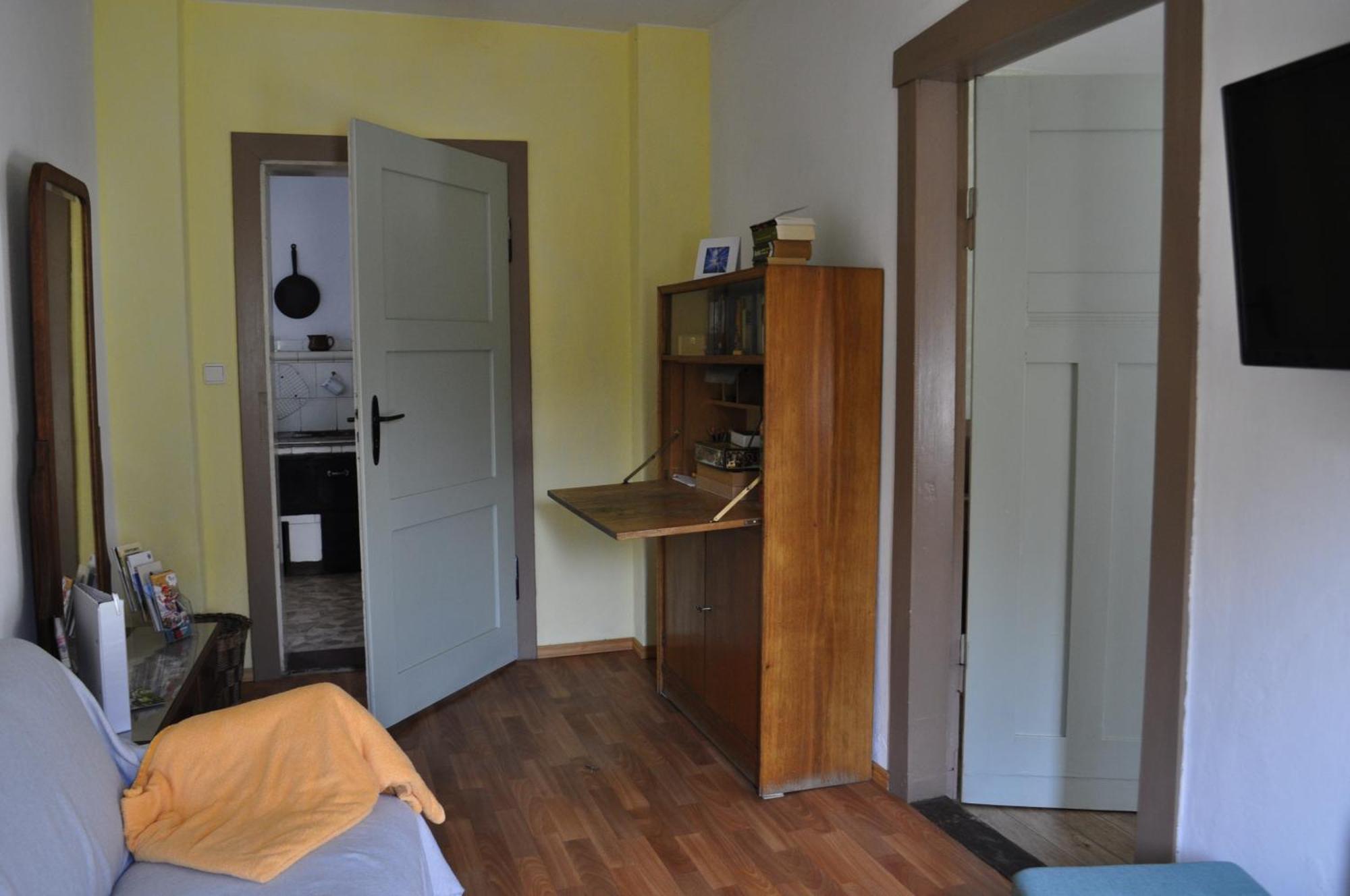 Historische Ferienwohnung Шпремберг Екстериор снимка